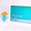 Qobo y una computadora